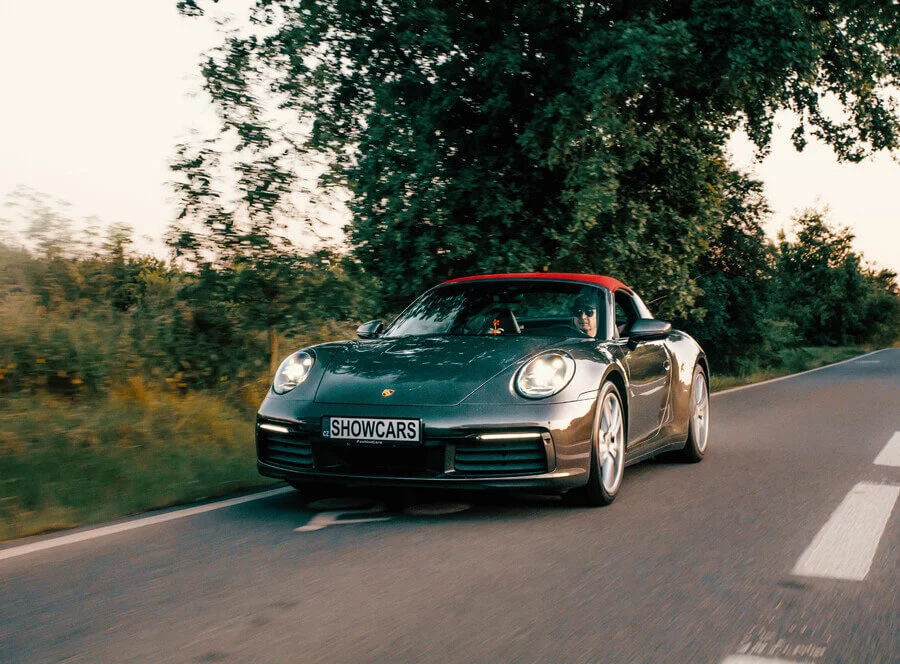 Jízda v Porsche 911 Carrera TARGA 4 v Praze