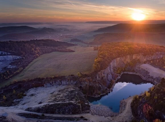 Dron - létání s nohama na zemi