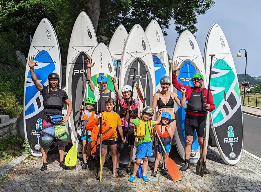 Kurz paddleboardingu na řece