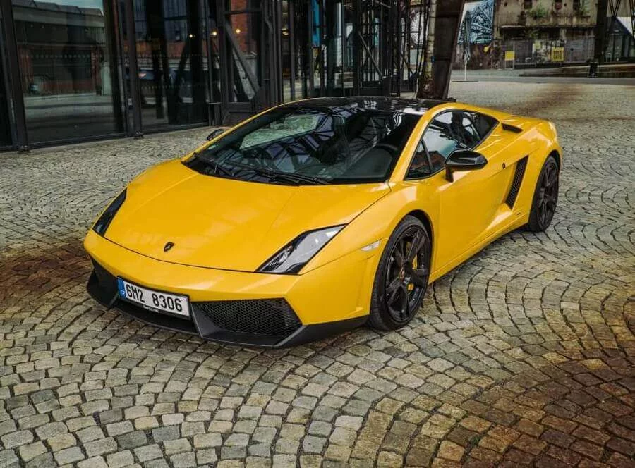 Jízda v Lamborghini Gallardo - 10 minut