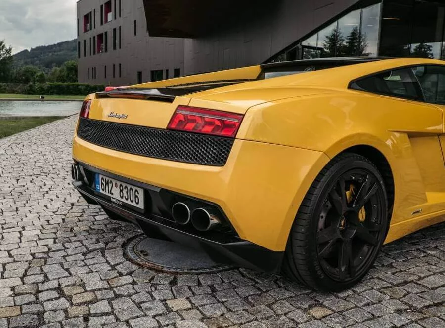 Jízda v Lamborghini Gallardo - 10 minut