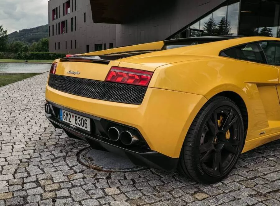 Jízda v Lamborghini Gallardo - 20 minut