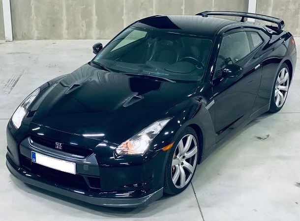 Jízda ve voze Nissan GT-R