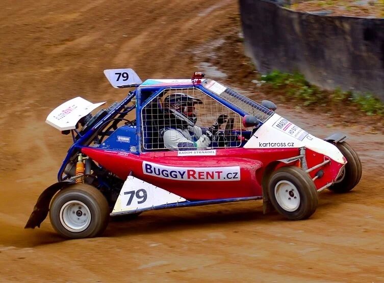 Jízda v závodní Buggy - 5 kol