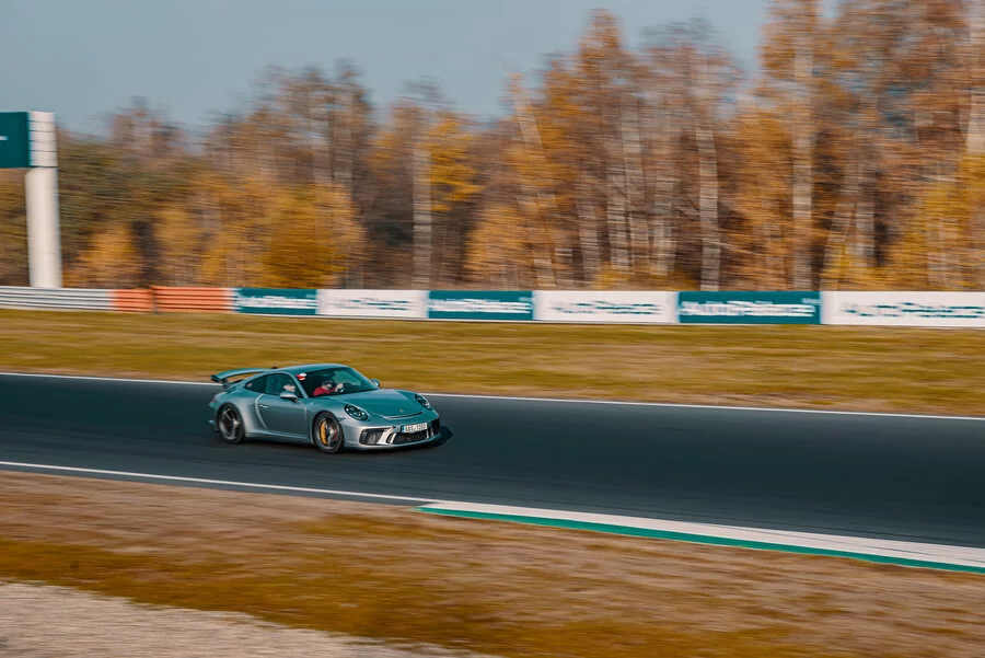 Jízda v Porsche GT3 či BMW M4 CSL