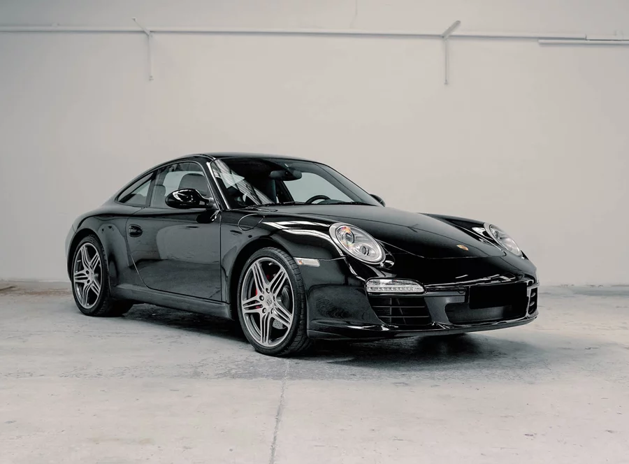 Jízda v Porsche 911 polygonu Brno - 4 kola