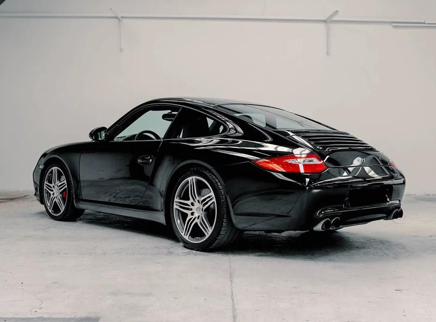 Jízda v Porsche 911 na polygonu Most - 4 kola