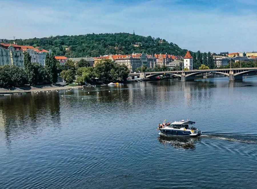 Kapitánská zkouška na luxusní lodi