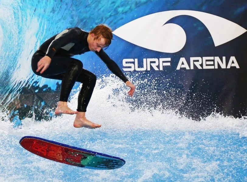Rodinný indoor surfing