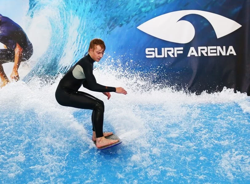 Rodinný indoor surfing
