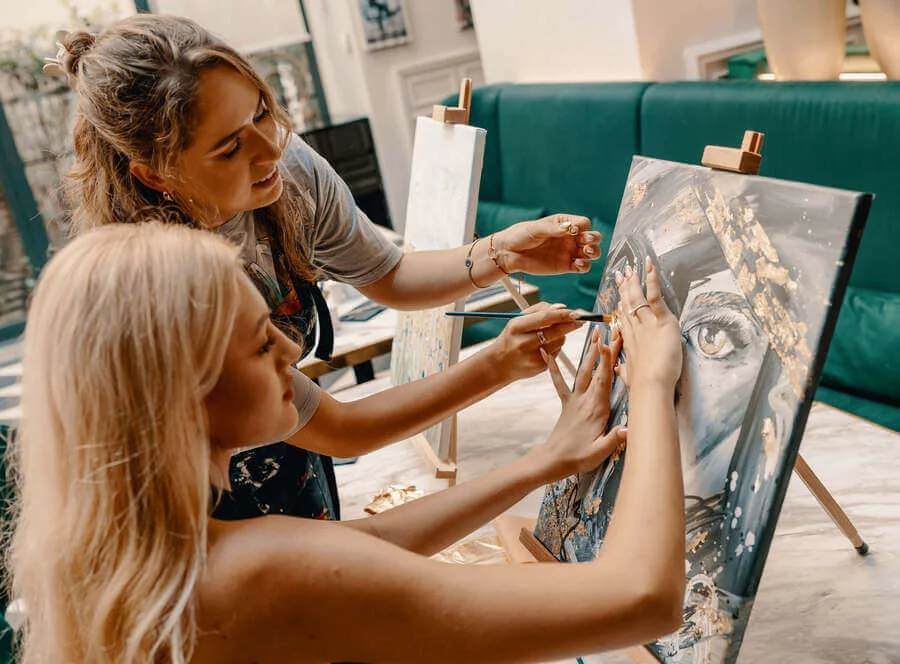 Zážitkové malování s prvotřídním brunchem v Praze