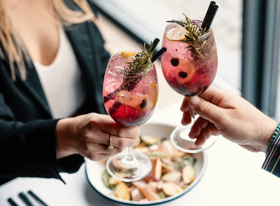 Pytloun Essence Aperitivo v restauraci Zlatý Kohout