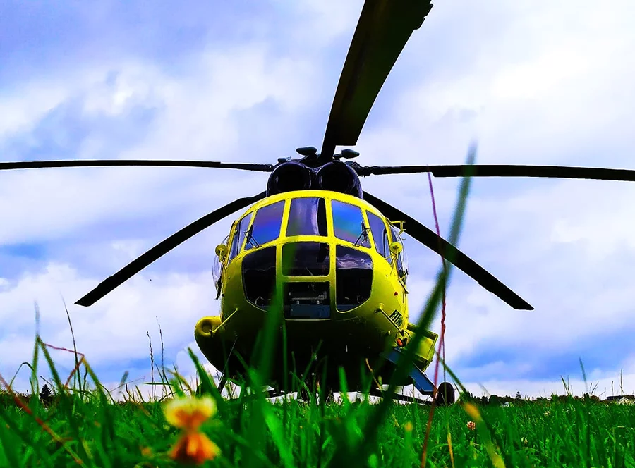 Tandemový seskok z vrtulníku MI-8