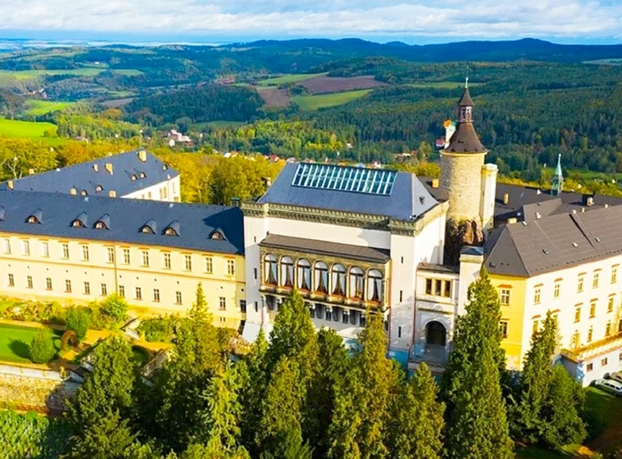 Noc pro novomanžele na zámku Zbiroh