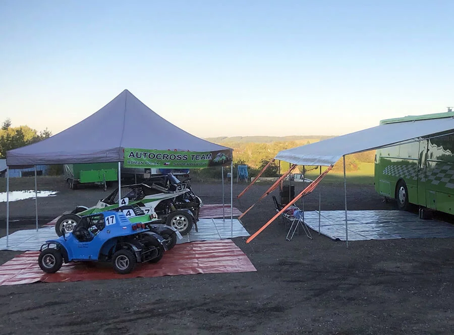 Jízda v dětské závodní buggy - 10 kol